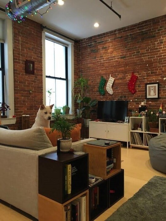 137 Pearl St in Boston, MA - Building Photo