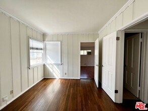 5039 Inadale Ave in Los Angeles, CA - Building Photo - Building Photo