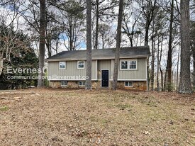 4126 Macduff Dr in Douglasville, GA - Building Photo