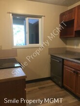 7317 SE Steele St in Portland, OR - Building Photo - Building Photo