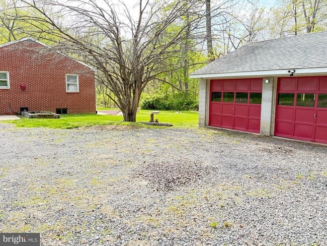 29 Laver Rd in Schwenksville, PA - Building Photo - Building Photo