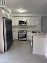 51 Mayland Trl in Stoney Creek, ON - Building Photo - Building Photo