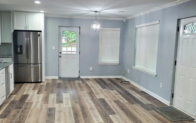 35 Rockmart Dr NW in Atlanta, GA - Building Photo - Building Photo