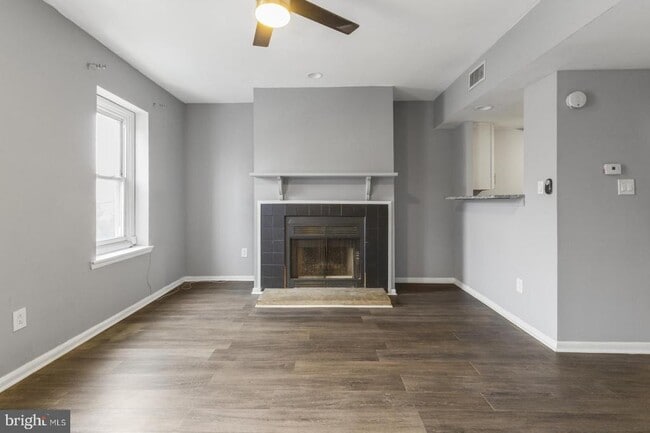 property at 160 Richmond St