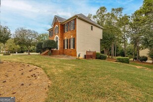 105 Hillcrest Ct in Hiram, GA - Foto de edificio - Building Photo