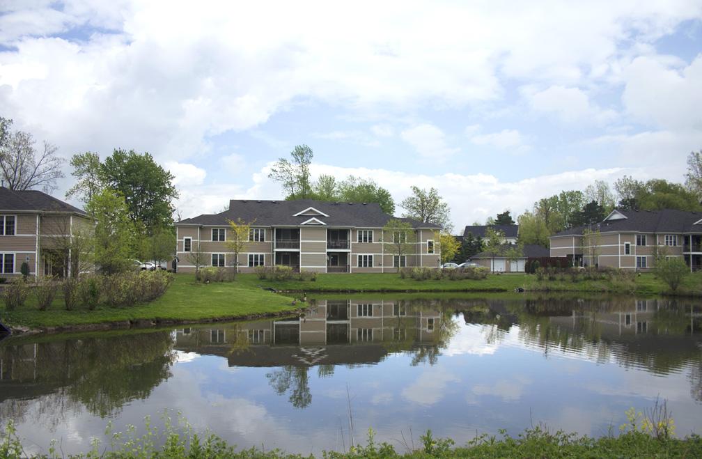 Stonington Park Apartments in Getzville, NY - Building Photo