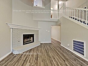 2707 Fountainview Dr in Corinth, TX - Foto de edificio - Building Photo