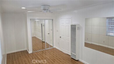 6179 Oak Crest Way in Los Angeles, CA - Building Photo - Building Photo