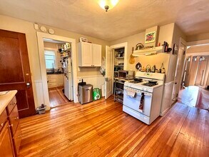 15 Clayton St in Watertown, MA - Building Photo - Building Photo