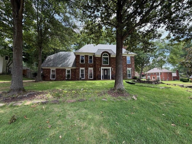 property at 2910 Foster Dale Cove