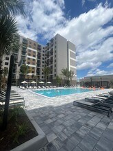 810 E 28th St, Unit S2 in Hialeah, FL - Building Photo - Building Photo