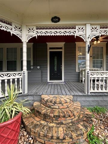 506 W Baylor St in Ennis, TX - Building Photo - Building Photo