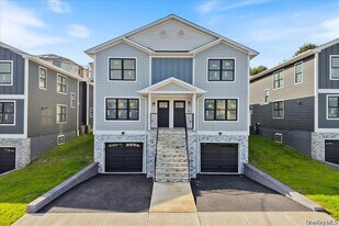 97 Thurton Pl in Yonkers, NY - Building Photo