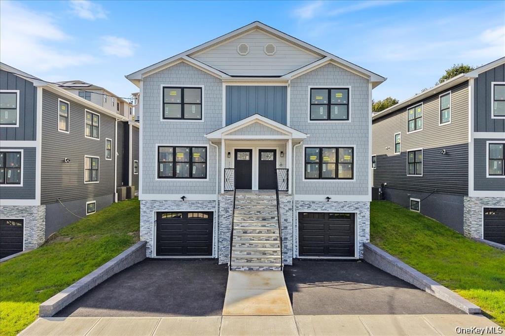 97 Thurton Pl in Yonkers, NY - Building Photo