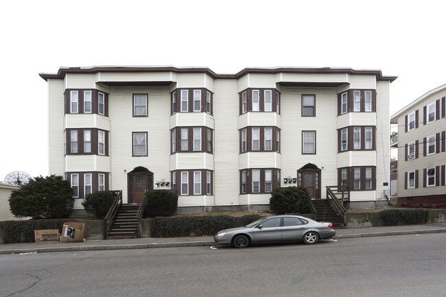 239-243 Wilson St in Manchester, NH - Building Photo - Building Photo
