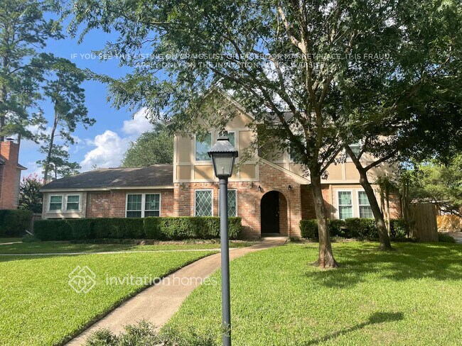 16006 York Minster Dr