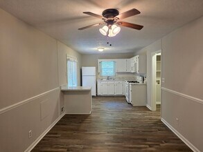 1068 Baker Ln in Marietta, GA - Building Photo - Building Photo