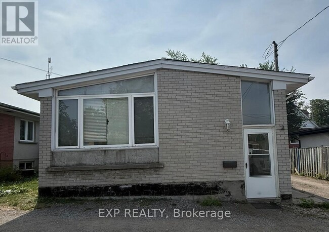 property at 3 Summer Dr