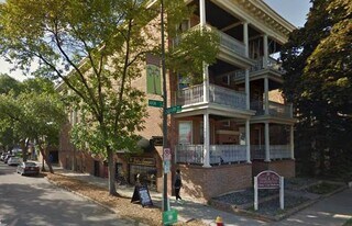 39 Avon St S, Unit 2