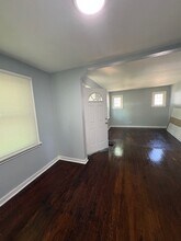 450 S Dade Ave in Ferguson, MO - Building Photo - Building Photo