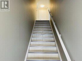 26 Oat Ln in Kitchener, ON - Building Photo