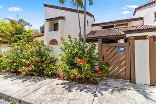 12518 SW 94th Terrace in Miami, FL - Building Photo