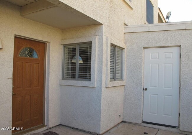 property at 2311 E Hartford Ave