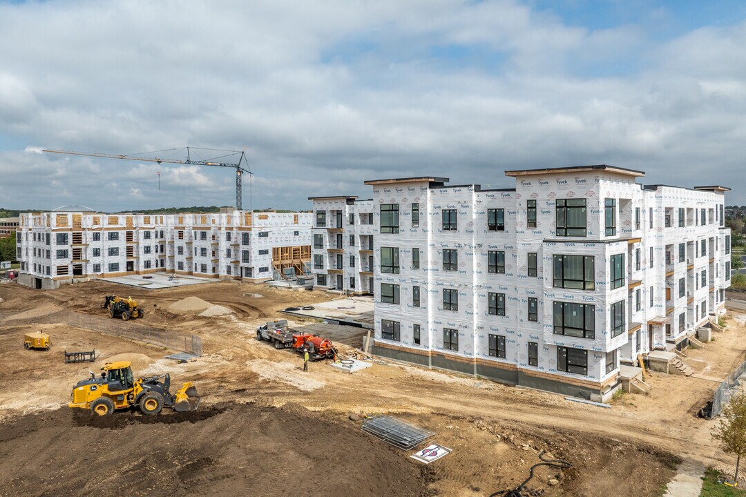 4934 Dreamer Dr in Madison, WI - Foto de edificio