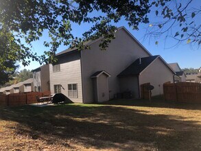 1636 Silver Spur Ln in Knoxville, TN - Building Photo - Building Photo