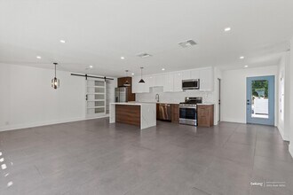 2793 N Chuperosa Rd in Palm Springs, CA - Building Photo - Building Photo