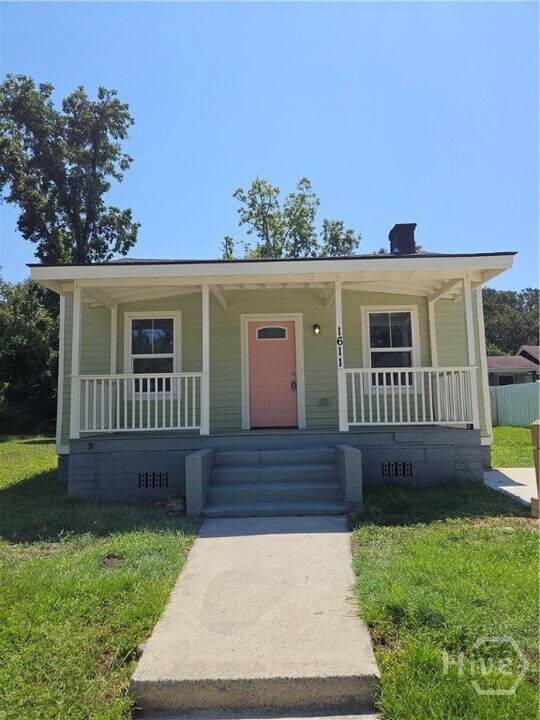 1611 Coventry St in Savannah, GA - Building Photo