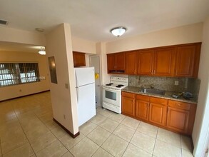 3515 SW 5th St in Miami, FL - Building Photo - Building Photo