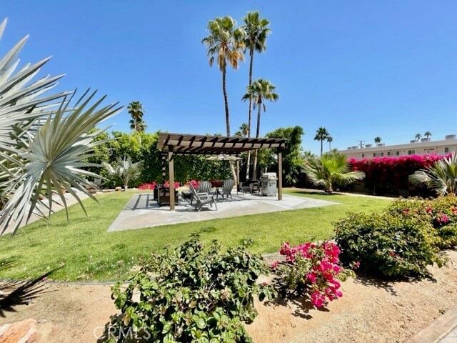 37067 Bankside Dr, Unit B in Cathedral City, CA - Foto de edificio