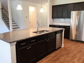 3150 Creek Village Ln in Green Cove Springs, FL - Building Photo - Building Photo