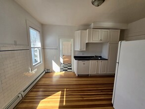 63 Stewart St in Quincy, MA - Building Photo - Building Photo