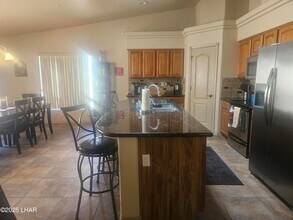 2775 Papeete Dr in Lake Havasu City, AZ - Building Photo - Building Photo