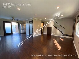 19872 Inverness Ln in Huntington Beach, CA - Building Photo