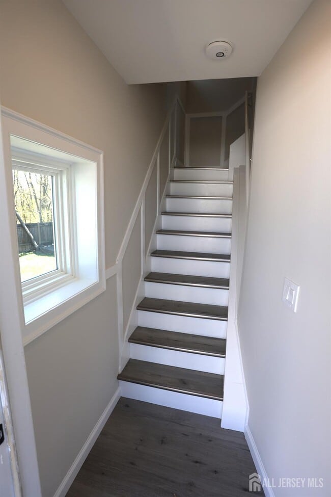 property at 39 Hooker St