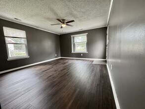 1417 Goldfinch Ln in Virginia Beach, VA - Building Photo - Building Photo