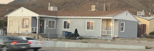 property at 2532 Mountain Ave