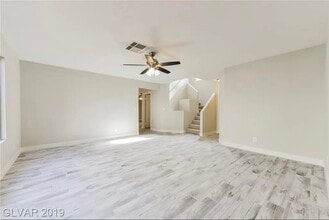 10029 Coral Sands Dr in Las Vegas, NV - Building Photo - Building Photo