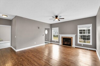 3030 E Stillwater Landing in Urbana, IL - Foto de edificio - Building Photo