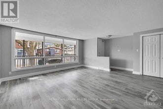 833 Maplewood Ave in Ottawa, ON - Building Photo - Building Photo