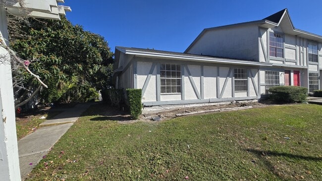 1715 Bentley Blvd in Kissimmee, FL - Building Photo - Building Photo