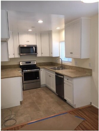 1045 S Bedford St in Los Angeles, CA - Building Photo