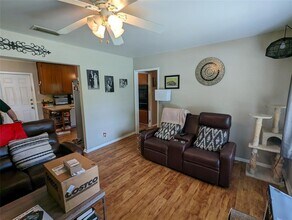 1514 Glencrest Dr in Austin, TX - Building Photo - Building Photo