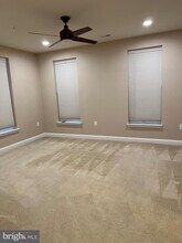 3910 Doc Berlin Dr in Silver Spring, MD - Building Photo - Building Photo