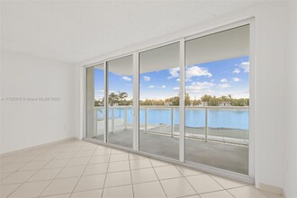 5750 Collins Ave in Miami Beach, FL - Building Photo - Building Photo