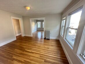 48 Standish St, Unit 2 in Cambridge, MA - Building Photo - Building Photo