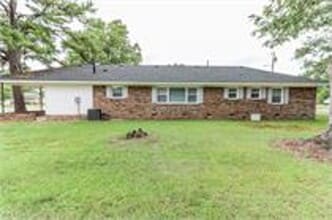 521 N Fairview Rd in Rocky Mount, NC - Building Photo - Building Photo